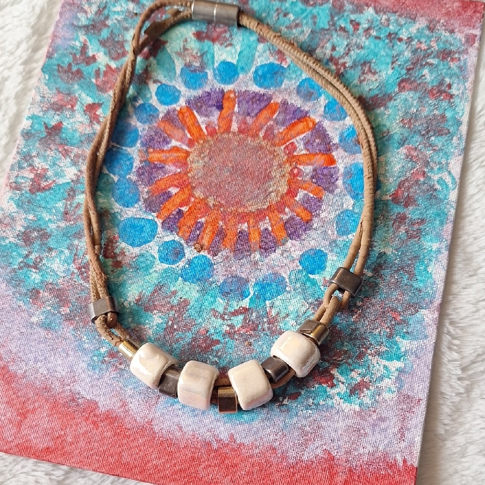 Cream and Tan Beaded Necklace